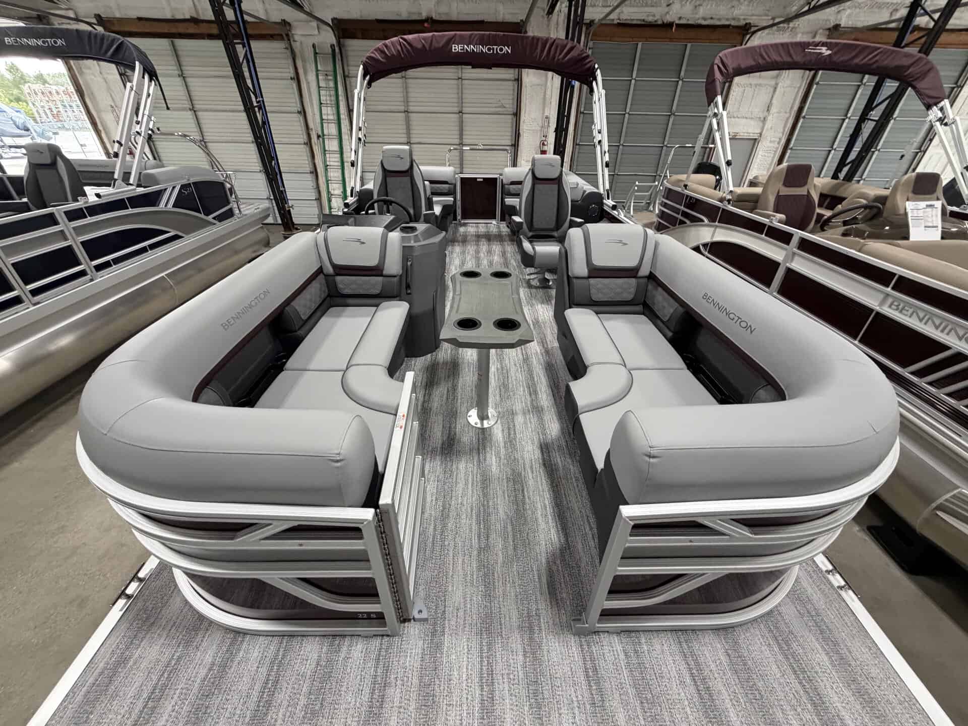 Bennington 22 SSR pontoon boat with seating for family and friends.