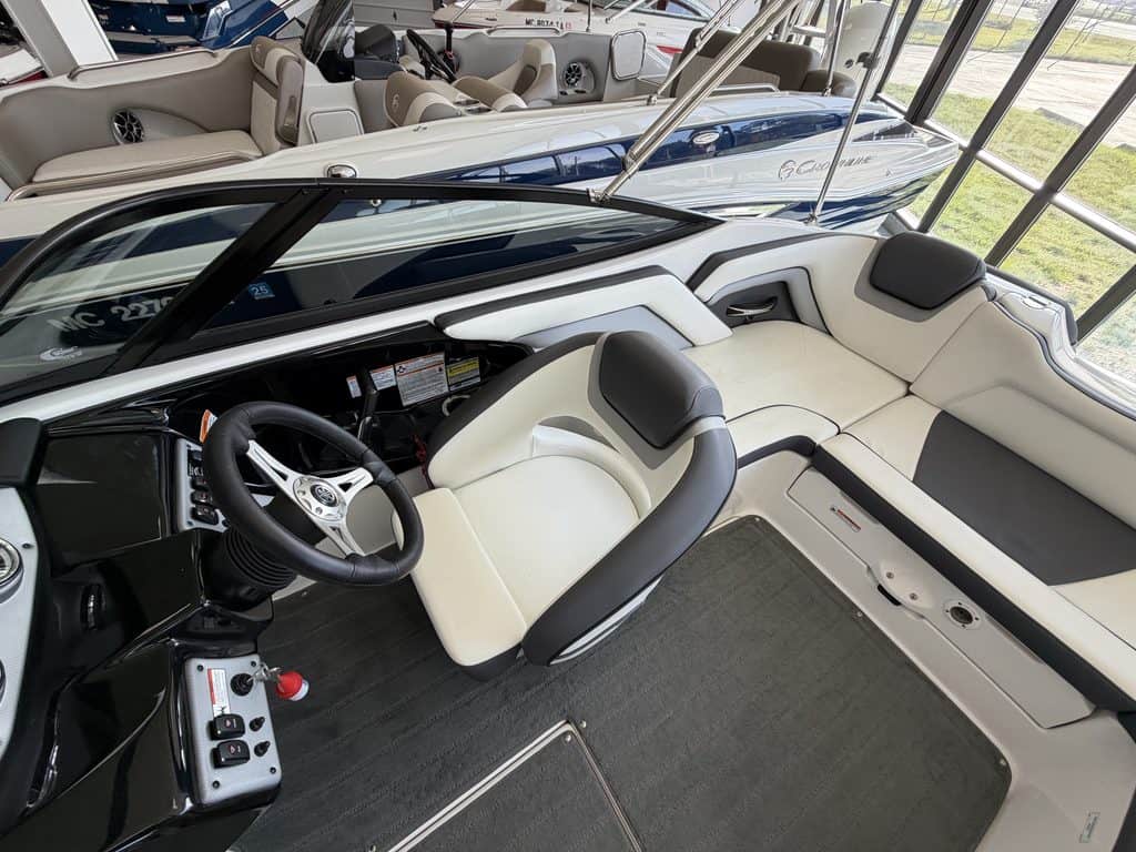 Interior view of a Yamaha Jet SX192 boat with steering wheel and seating.