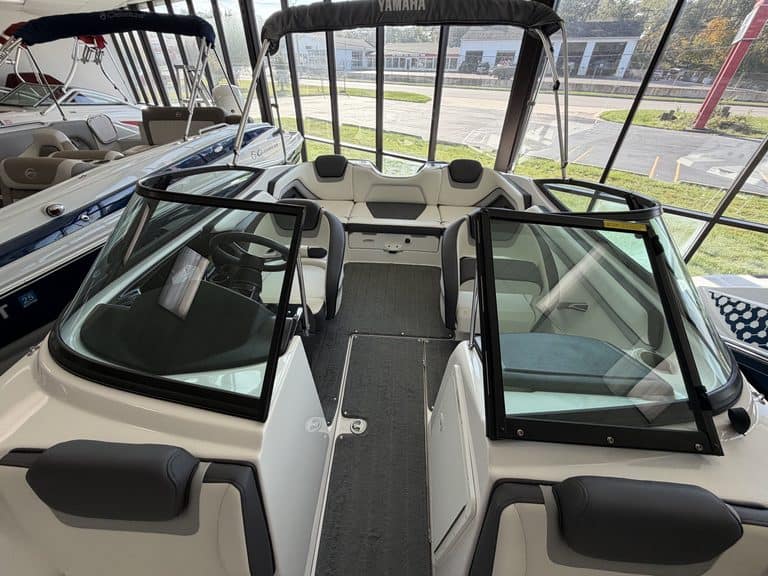 Yamaha Jet SX192 boat interior with steering and seating area.