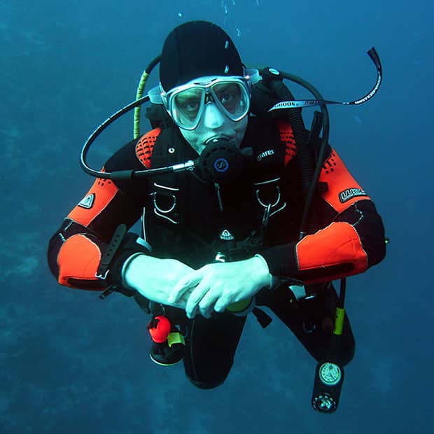 Swimming, Diving, and Dental Health 3 Swimming, Diving, and Dental Health