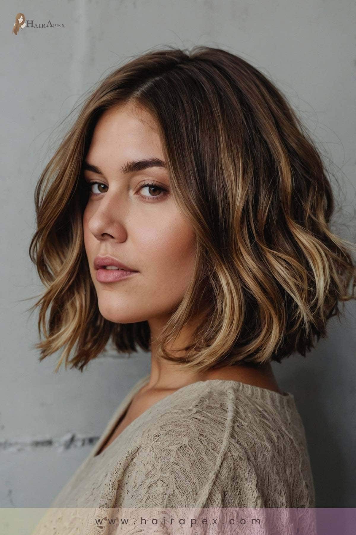 18 Flattering Medium Length Haircuts For PlusSize Women