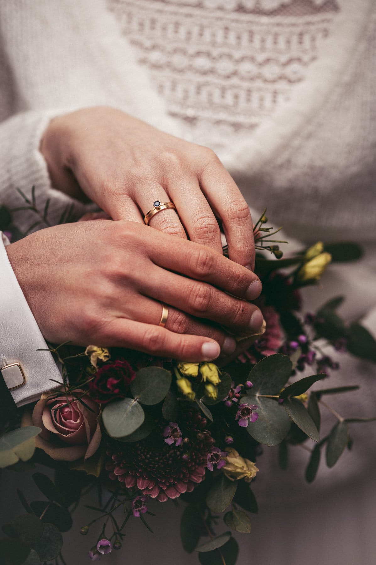 Brautstrauß und Eheringe von Hochzeit in Thierhaupten