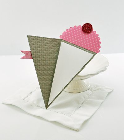 Inside petal cone card