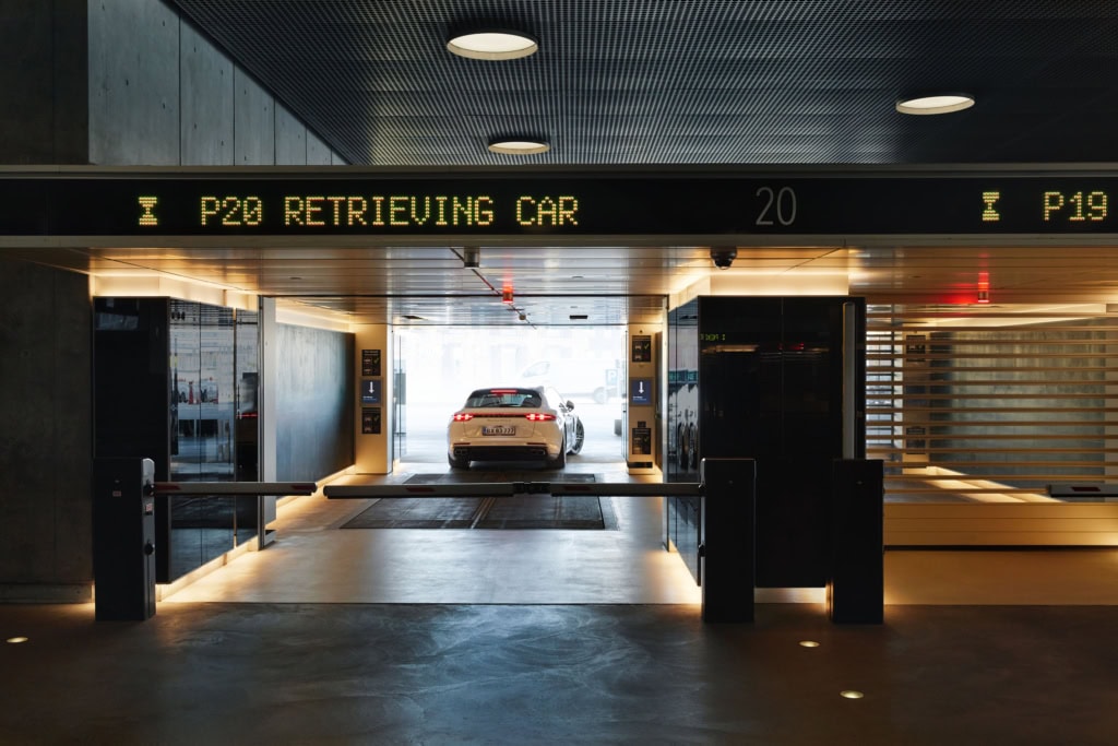 Professional racing driver Christina Nielsen with a Porsche Panamera E-Hybrid in Aarhus
