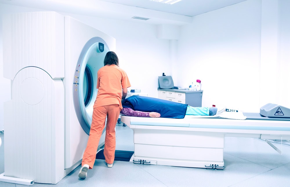 Erfahren Sie mehr über den Kauf gebrauchter MRT-Geräte Bild: Ein MRT-Gerät in einer Klinik