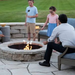 Fire pit kit ideal for outdoor gatherings and family fun. Perfect for creating cozy evenings in your.