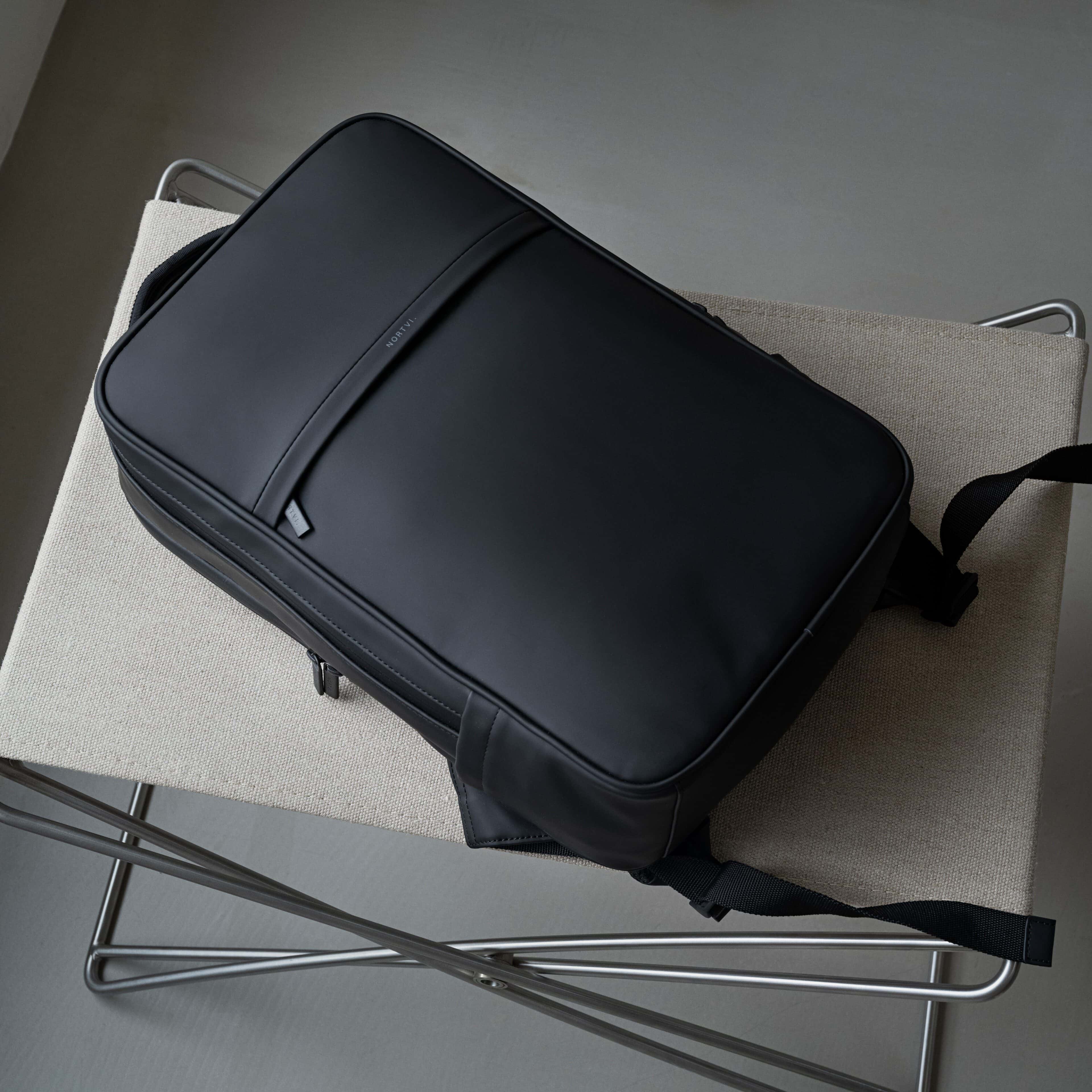 Active Backpack Midnight Black