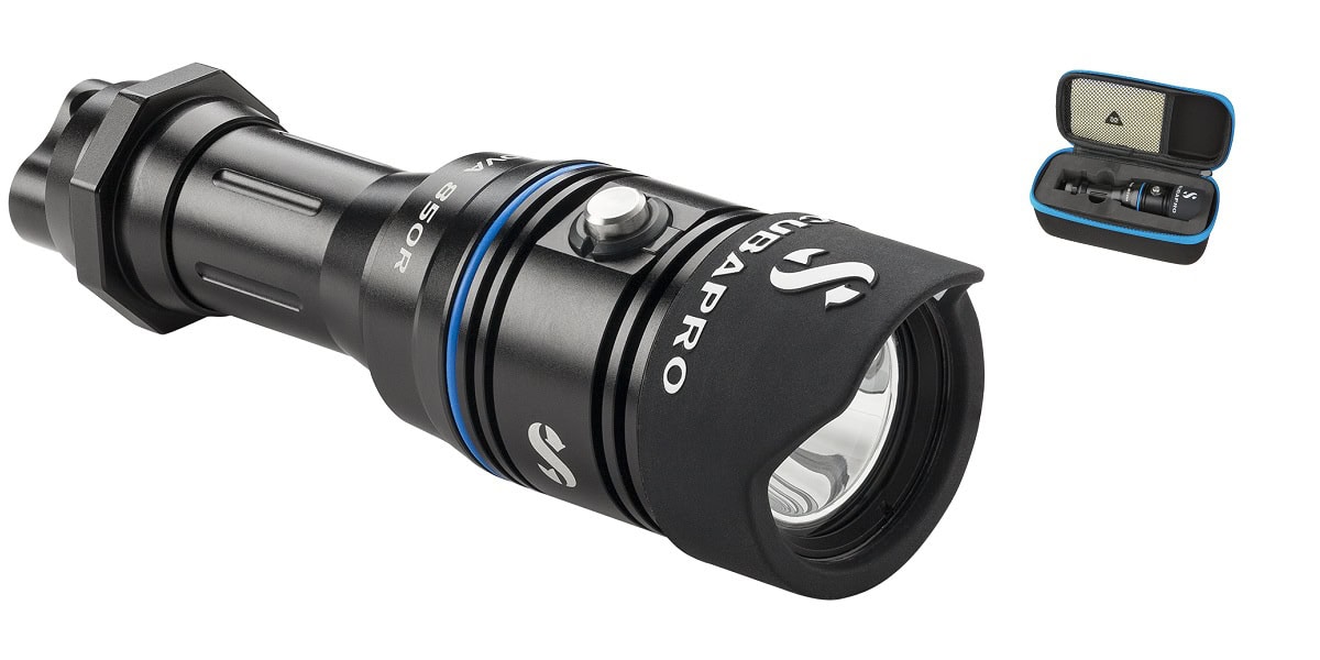 Lampe sous-marine robuste, idéale pour explorer les profondeurs marines en toute sécurité.