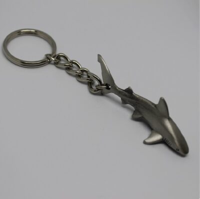 porte clé requin gris Porte-clés requin gris