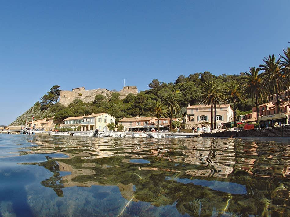 Plongee porquerolles epave cimentier 2 1