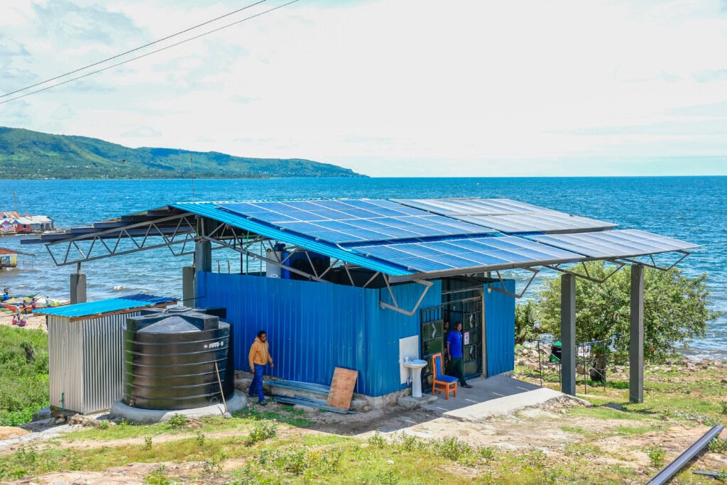 A-photo-of-the-super-structure