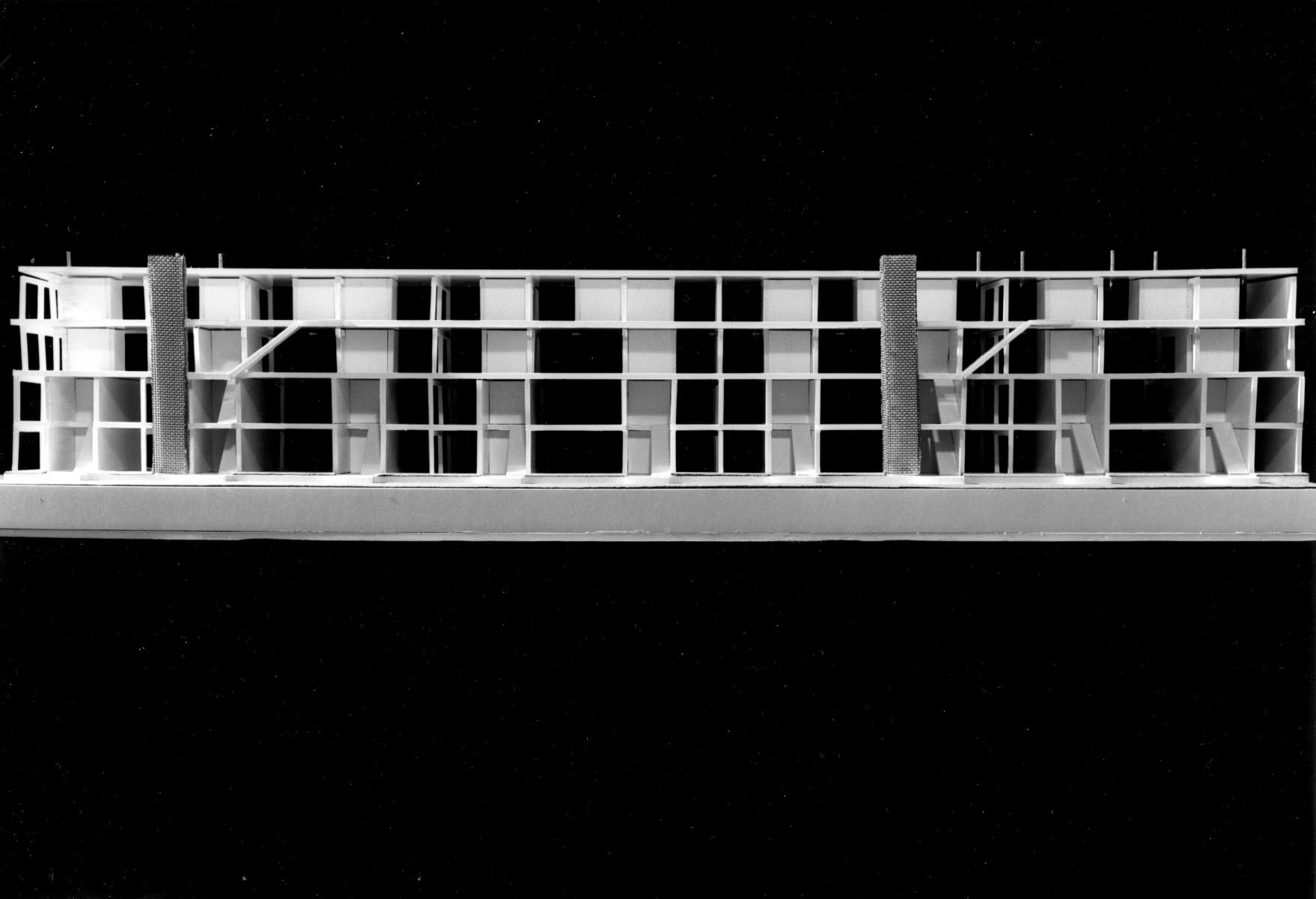 © RUNSER / PRANTL architekten, Niedrigstenergie Wohnhaus, 1230 Wien, Österreich, Bauträgerwettbewerb, 1996, Niedrigstenergie Wohnhaus, Fotograf Margherita Spiluttini