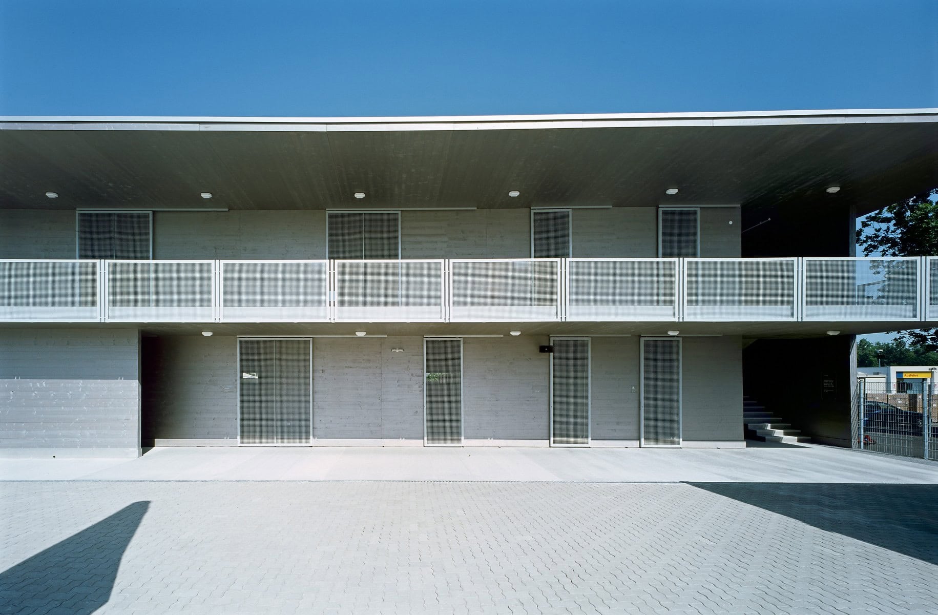 © RUNSER / PRANTL architekten, Weinlandbad, 2130 Mistelbach, Niederösterreich, Österreich, 2009, Freibad, Fotograf Rupert Steiner
