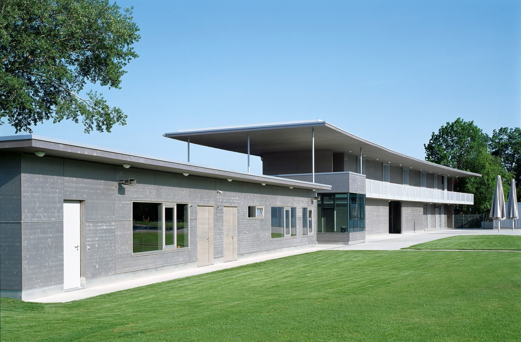 © RUNSER / PRANTL architekten, Weinlandbad, 2130 Mistelbach, Niederösterreich, Österreich, 2009, Freibad, Fotograf Rupert Steiner