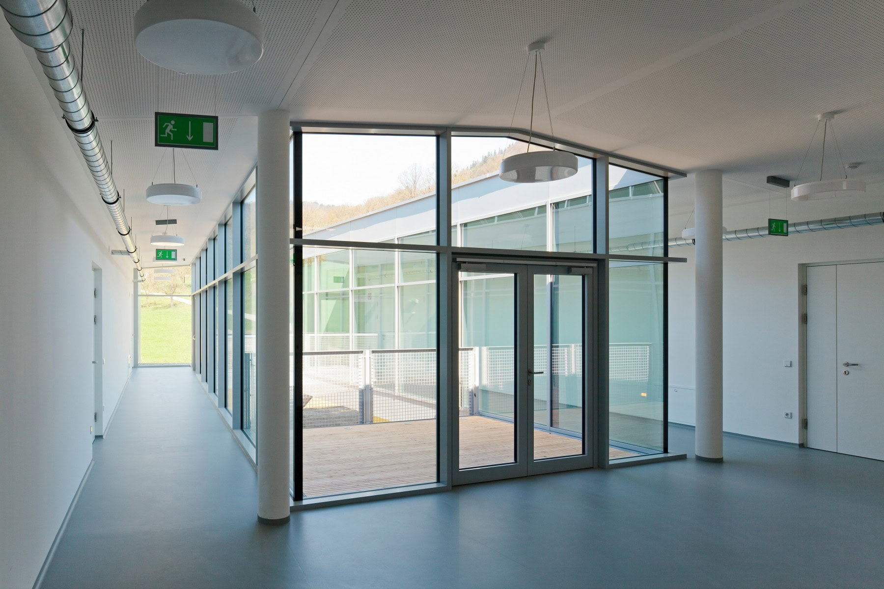 <p>© RUNSER / PRANTL architekten, Niedrigstenergie Wohnhaus für Menschen mit Behinderungen, 3204 Kirchberg/Pielach, Niederösterreich, Österreich, 2013, Wohnhaus, Betreutes Wohnen, Fotograf Rupert Steiner</p>