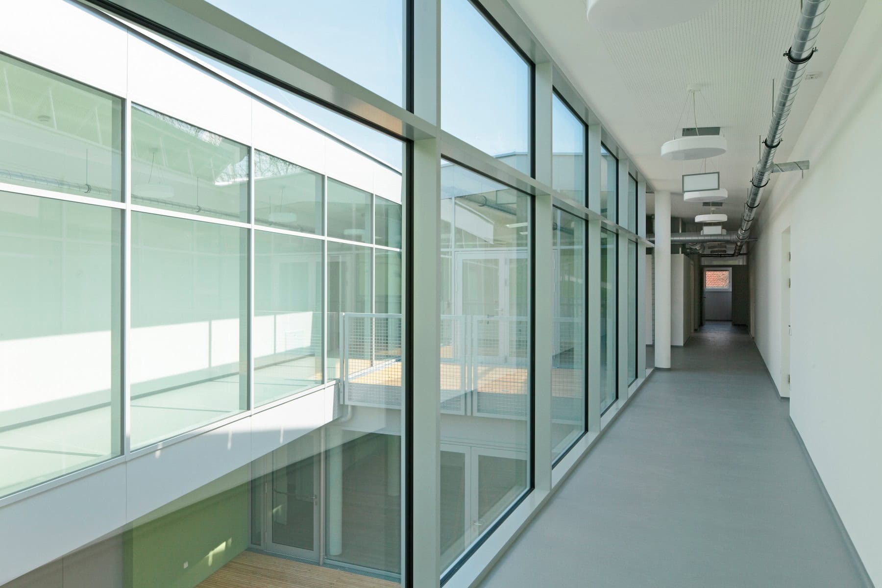 <p>© RUNSER / PRANTL architekten, Niedrigstenergie Wohnhaus für Menschen mit Behinderungen, 3204 Kirchberg/Pielach, Niederösterreich, Österreich, 2013, Wohnhaus, Betreutes Wohnen, Fotograf Rupert Steiner</p>