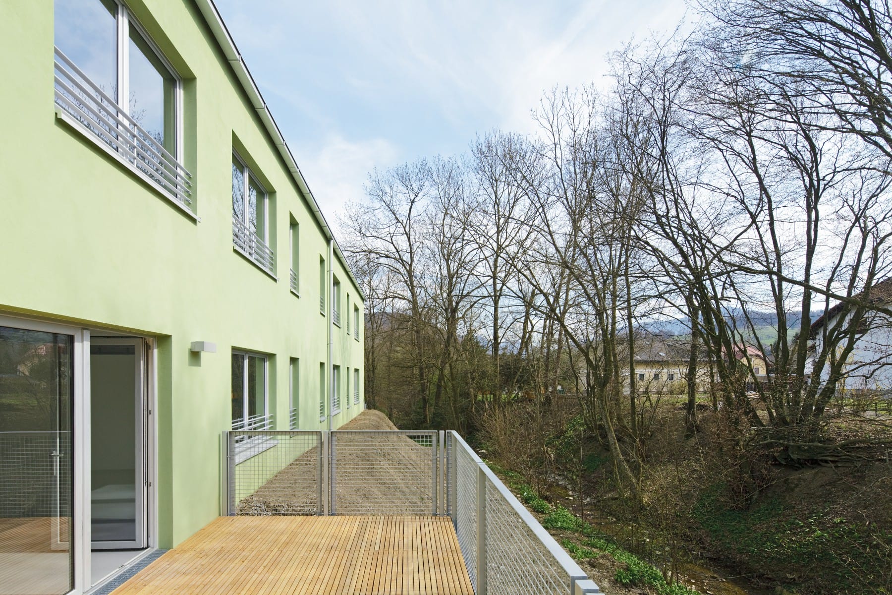 <p>© RUNSER / PRANTL architekten, Niedrigstenergie Wohnhaus für Menschen mit Behinderungen, 3204 Kirchberg/Pielach, Niederösterreich, Österreich, 2013, Wohnhaus, Betreutes Wohnen, Fotograf Rupert Steiner</p>