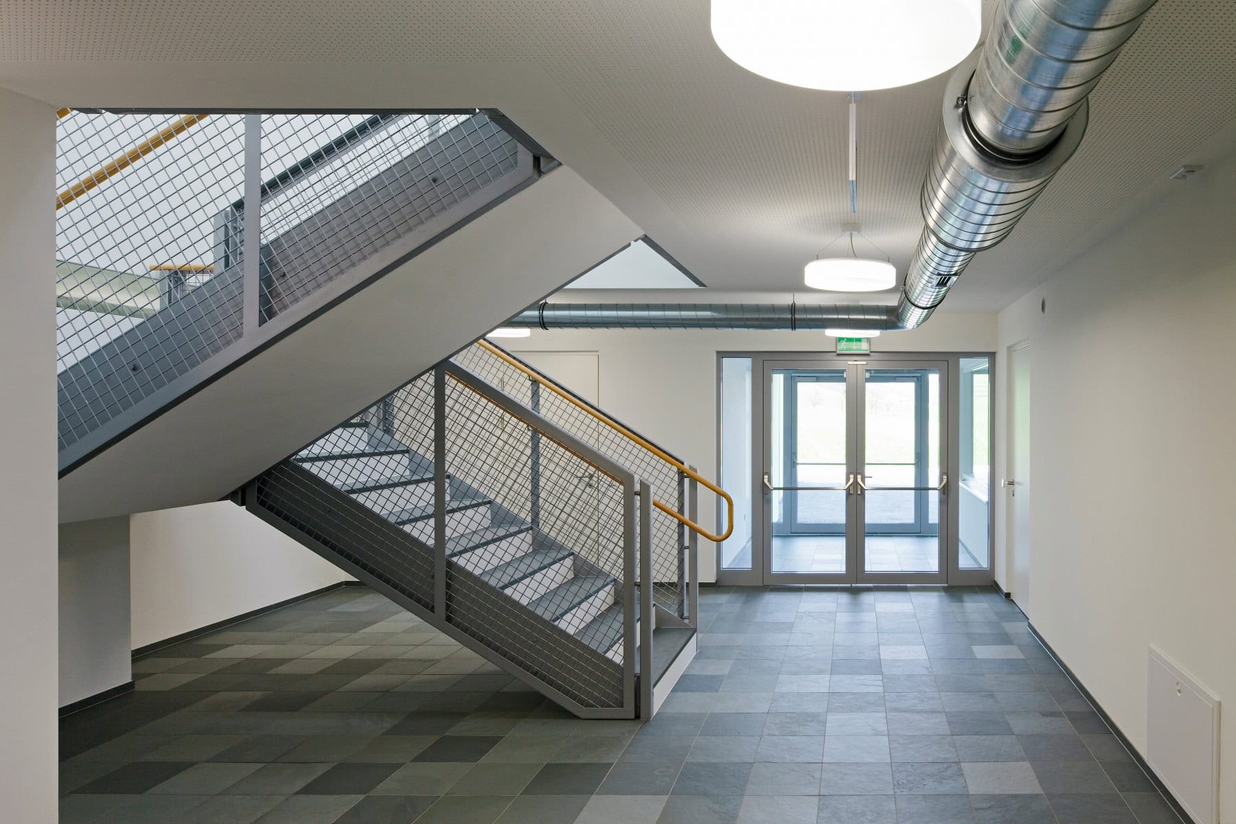 <p>© RUNSER / PRANTL architekten, Niedrigstenergie Wohnhaus für Menschen mit Behinderungen, 3204 Kirchberg/Pielach, Niederösterreich, Österreich, 2013, Wohnhaus, Betreutes Wohnen, Fotograf Rupert Steiner</p>