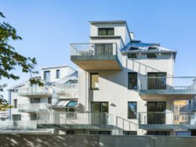 © RUNSER / PRANTL architekten, Niedrigstenergie Wohnhausanlage St.Pölten, 3100 St.Pölten, Linzer Strasse, Niederösterreich, Österreich, 2020, Niedrigstenergie Wohnhausanlage, Fotograf Rupert Steiner <p>