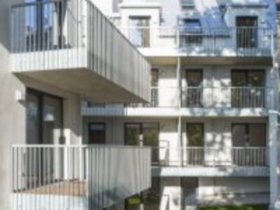 © RUNSER / PRANTL architekten, Niedrigstenergie Wohnhausanlage St.Pölten, 3100 St.Pölten, Linzer Strasse, Niederösterreich, Österreich, 2020, Niedrigstenergie Wohnhausanlage, Fotograf Rupert Steiner <p>