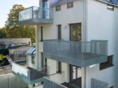 © RUNSER / PRANTL architekten, Niedrigstenergie Wohnhausanlage St.Pölten, 3100 St.Pölten, Linzer Strasse, Niederösterreich, Österreich, 2020, Niedrigstenergie Wohnhausanlage, Fotograf Rupert Steiner <p>