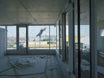 <p>© RUNSER / PRANTL architekten, SOS-Kinderdorf Wien Familienrathaus, 1210 Wien, Österreich, 2006, Kinderdorf, Betreutes Wohnen, Kinder, Psychiatrie, Fotograf Margherita Spiluttini</p>