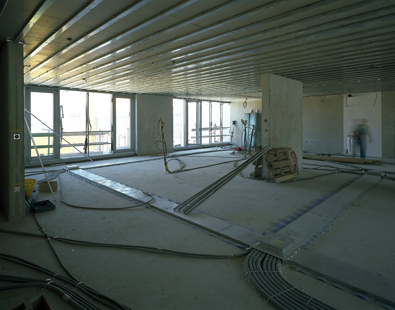 <p>© RUNSER / PRANTL architekten, SOS-Kinderdorf Wien Familienrathaus, 1210 Wien, Österreich, 2006, Kinderdorf, Betreutes Wohnen, Kinder, Psychiatrie, Fotograf Margherita Spiluttini</p>