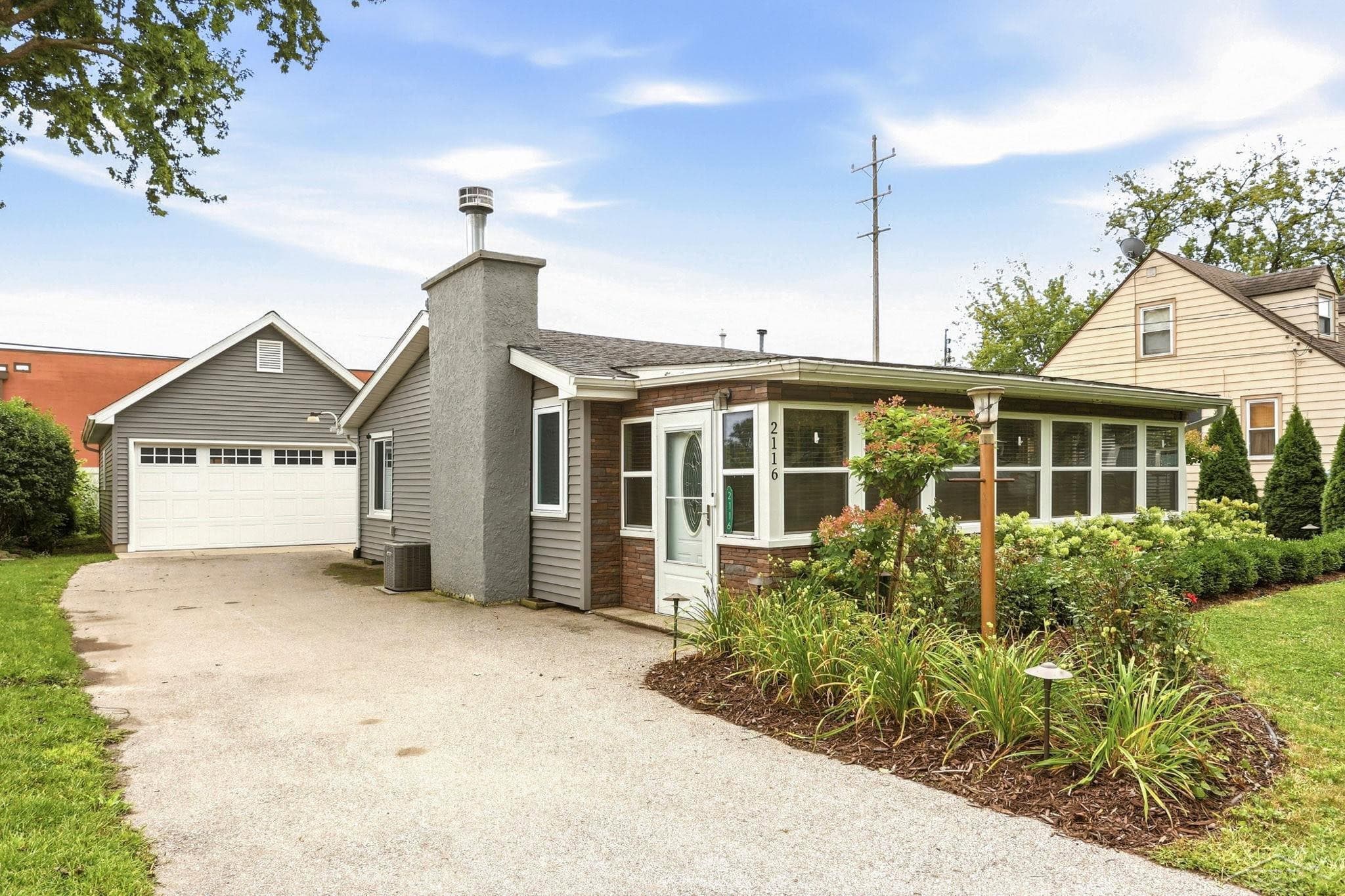 Property photo for 2116 Anderson Road, Saginaw, MI 48603