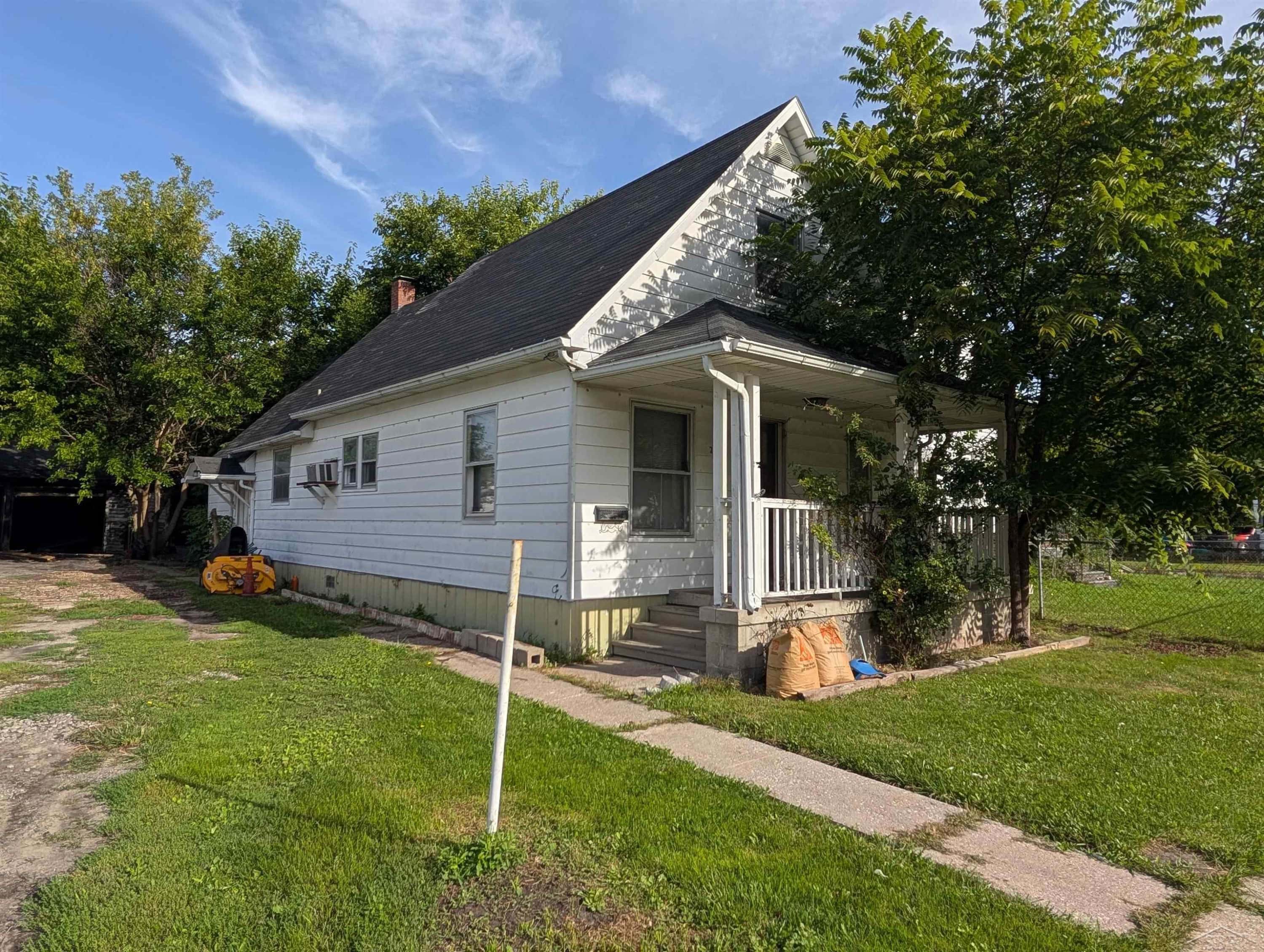 Property photo for 2307 S Niagara Street, Saginaw, MI 48602