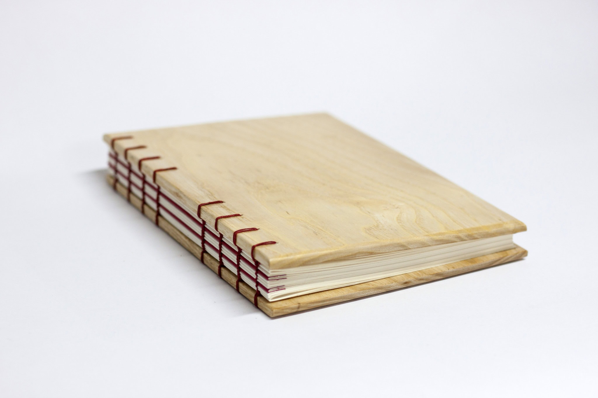 Libro de madera de haya