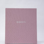 Portada rosada libro Moments