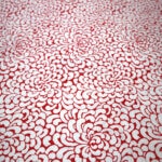 Papel Nepal de fondo rojo y diseño anacardos blanco