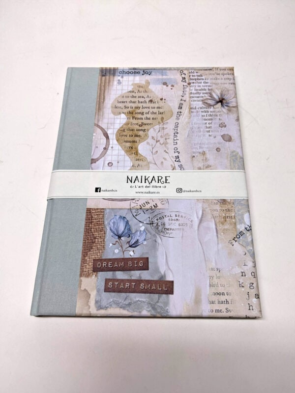 Vista de la portada del Diario con tela gris y letras