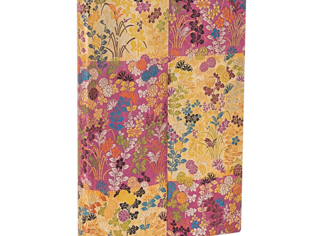 Vista frontal de la libreta Paperblanks Kara-Ori Pink