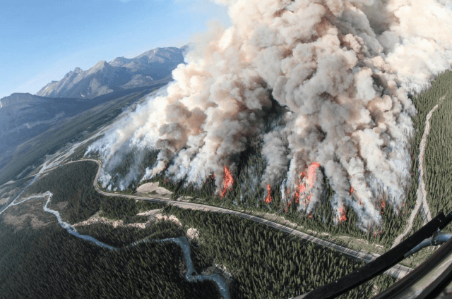 Alberta-wild-fire-photo.png