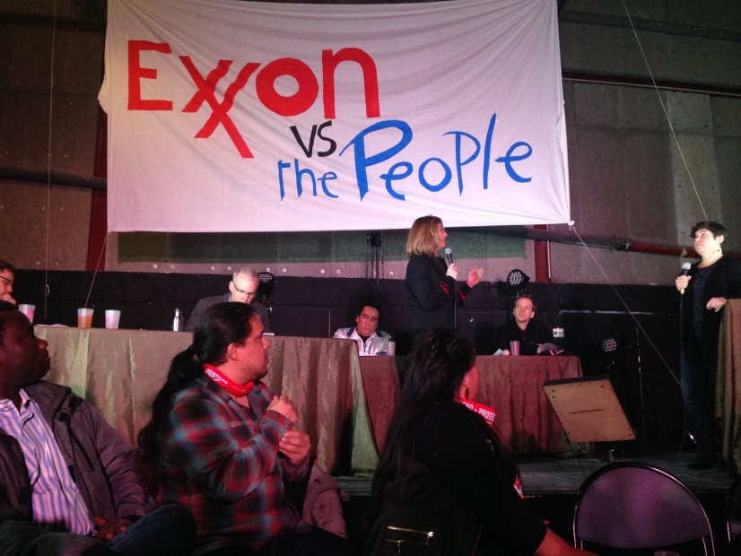 Exxon-Trial-COP21.jpg