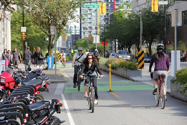 Rush-Hour-on-the-Dunsmuir-Separated-Bike-Lanes.jpg