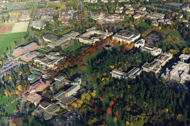 University-of-Victoria-1.jpg