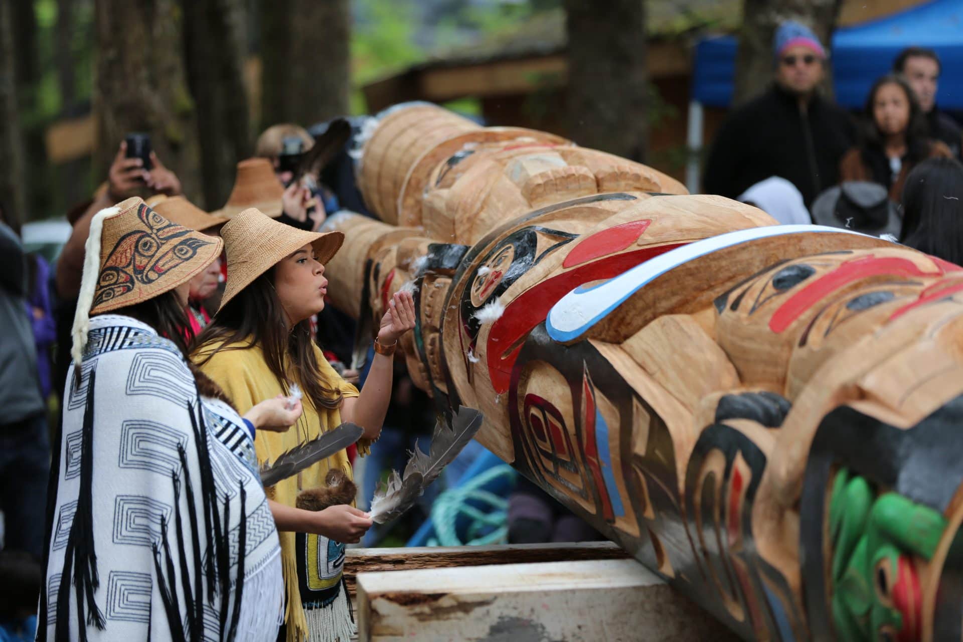 Haida women - Photo Brodie Guy