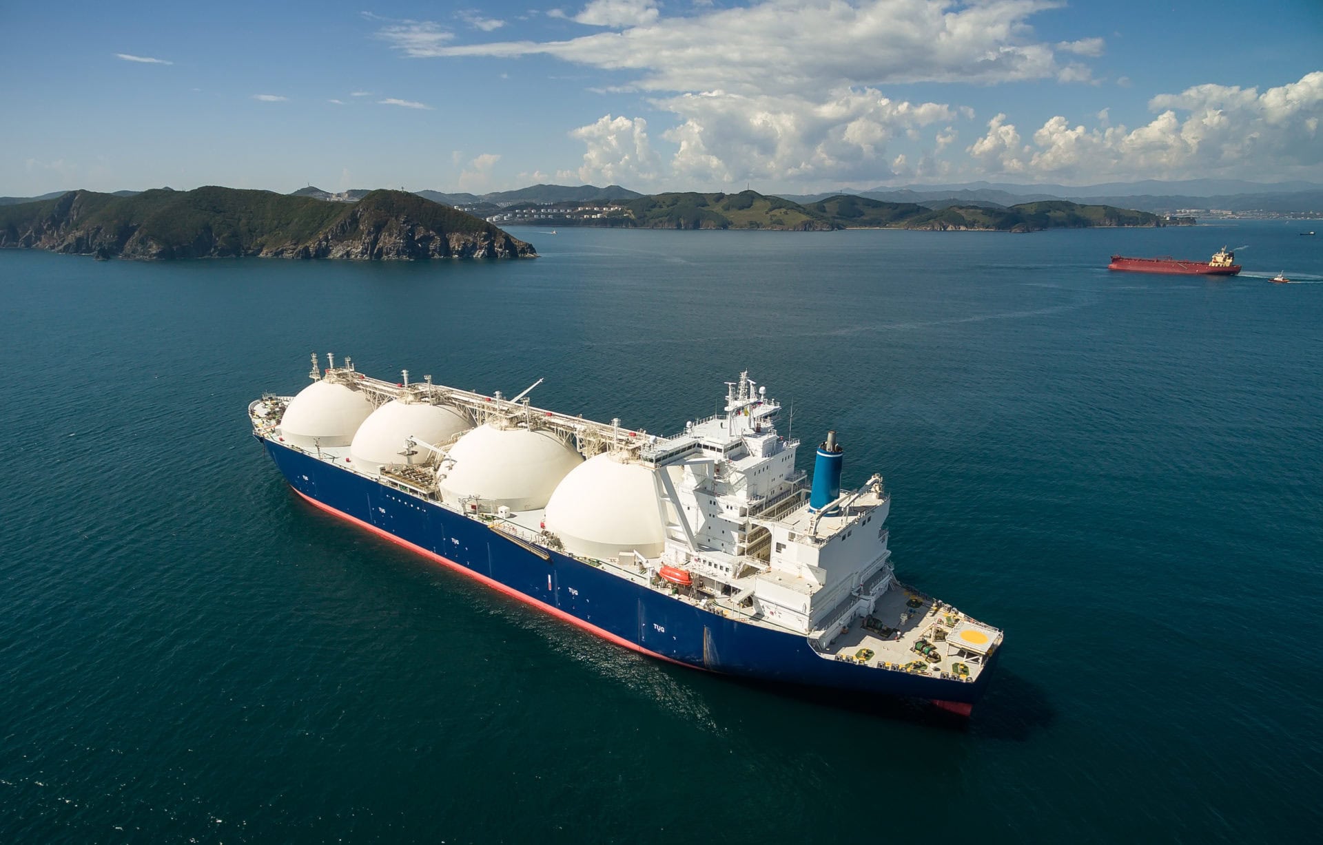 LNG tanker