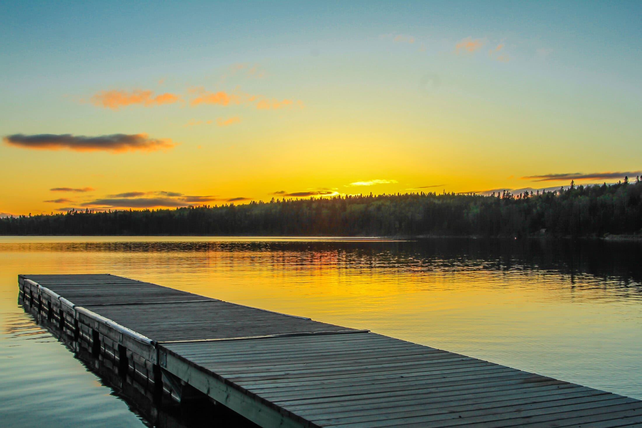 Waiting for sunset on Clear Lake