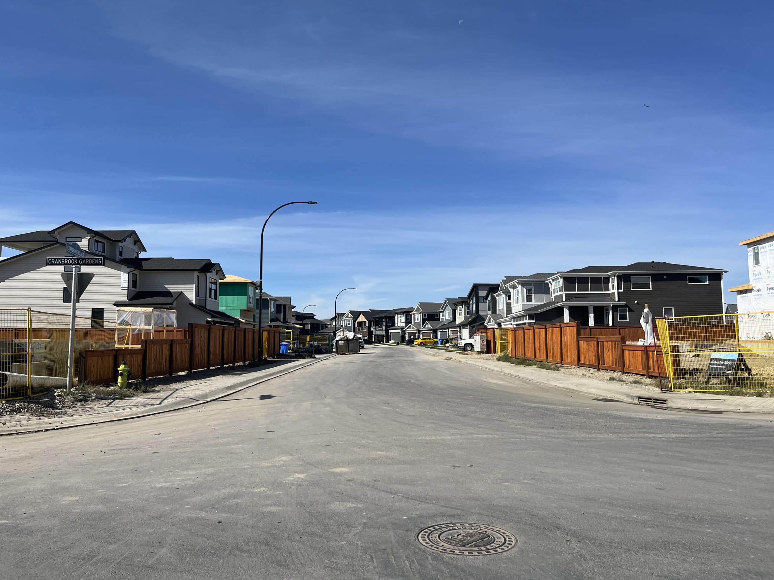 Suburban-homes-Calgary-scaled