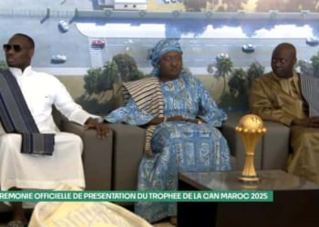 CAN 2025 : Le trophée présenté à la Nation au stade Léopold Sédar Senghor - wiwsport