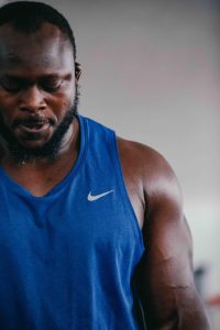 Combat Royal : (Images) Le Roi des Arènes dévoile les premières images de sa préparation en France ! - wiwsport