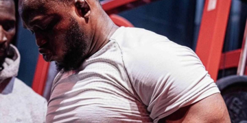 Combat Royal : (Images) Le Roi des Arènes dévoile les premières images de sa préparation en France ! - wiwsport