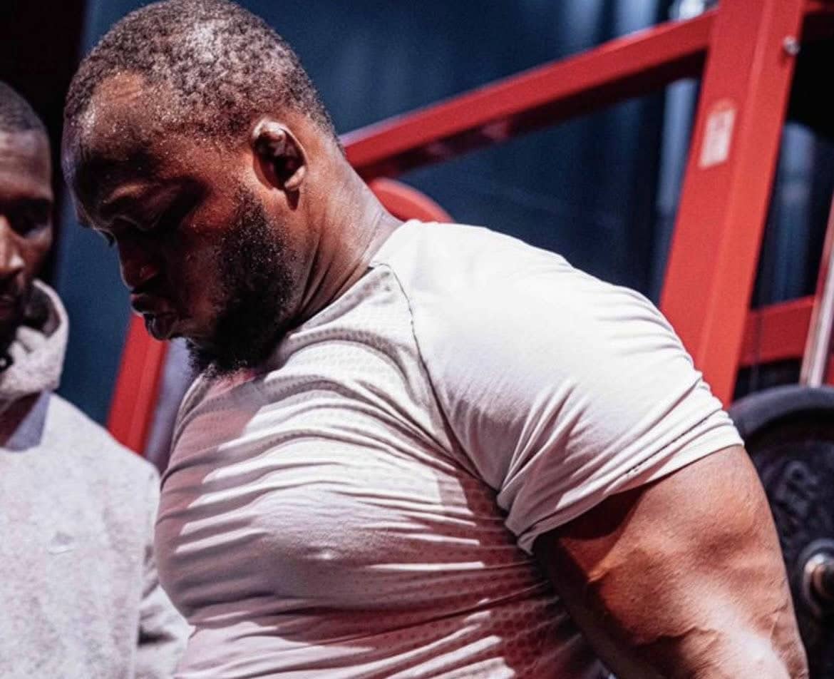 Combat Royal : (Images) Le Roi des Arènes dévoile les premières images de sa préparation en France ! - wiwsport