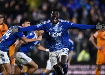 Serie A : Avec une belle entrée d'Assane Diao, Como renverse l'AS Roma dans le choc pour la Ligue des Champions - wiwsport