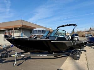 Boat with Mercury 115HP Pro Xs engine for sale.