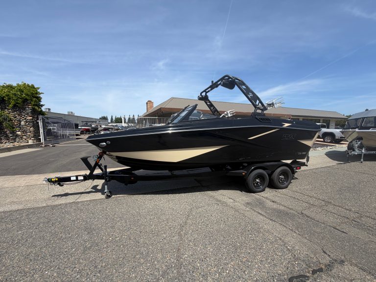 Premium 2026 HeyDay H 22 Surf Boat for water sports and family fun.
