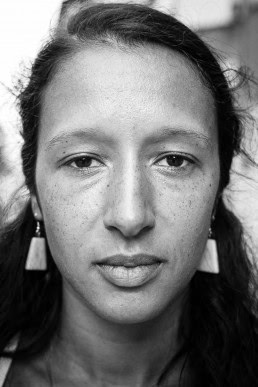 Black and white closeup portrait of a woman from Morocco taken in Brussels